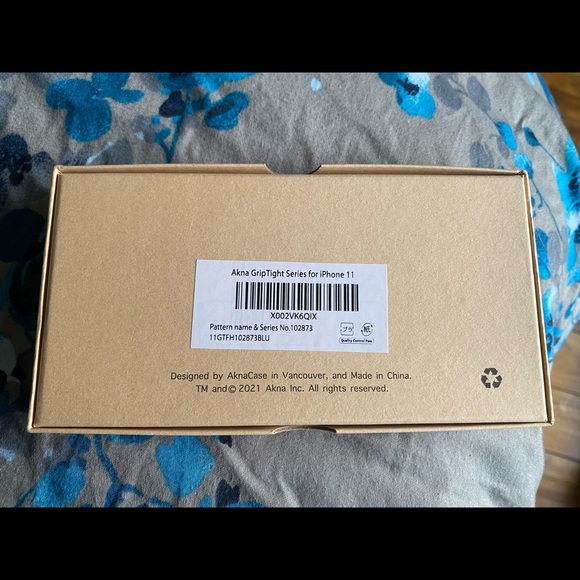 Akna Case ~ iPhone 11 - Picture 5 of 5